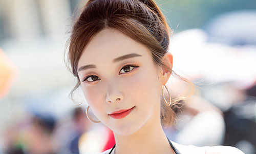 Vlog线上创业,开启自媒体新篇章的无限可能 Vlog线上创业,开启自媒体新篇章的无限可能